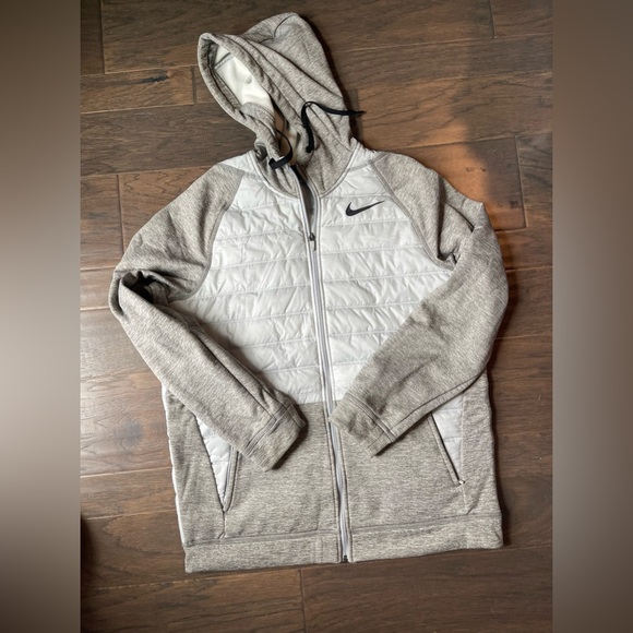 Nike Other - Men’s Grey Nike Puffer Jacket